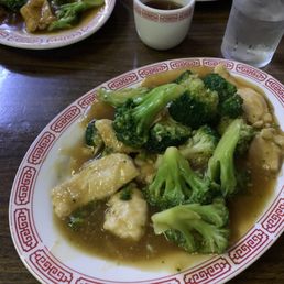Chicken and broccoli tasted like sesame oil, not tasty