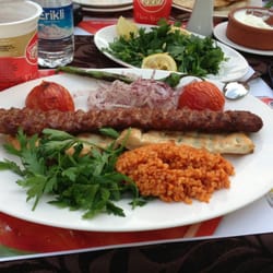 Özşark Yaprak Döner - Adana kebap (15TL)