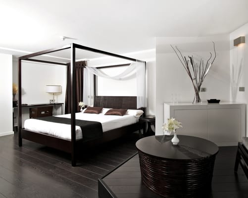 Occidental Santa Cruz Contemporáneo by null