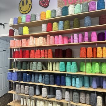 Freestyle Ceramics & Tufting - Paint-Your-Own Pottery Near Me - Chicago, Illinois