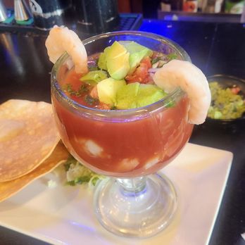 El Plato Mexican Grill & Cantina - Mexican Near Me - Lee's Summit, Missouri