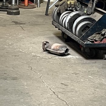 Espinoza's Muffler Shop - My old catalytic converter - Auto Repair Near Me - Moreno Valley, California Espinoza's Muffler Shop - My old catalytic converter - Auto Repair Near Me - Moreno Valley, California