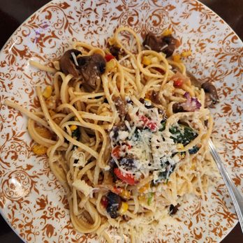 Kaufman Tavern - Wild Mushroom and Vegetable Linguine - New American Near Me - Zelienople, Pennsylvania Kaufman Tavern - Wild Mushroom and Vegetable Linguine - New American Near Me - Zelienople, Pennsylvania