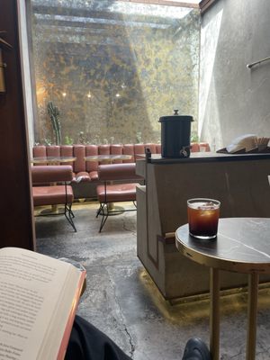 Qūentin Café by null