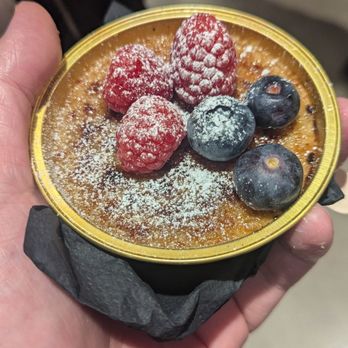 Brûlée - Vanilla Creme Brulee - Desserts Near Me - Los Angeles, California