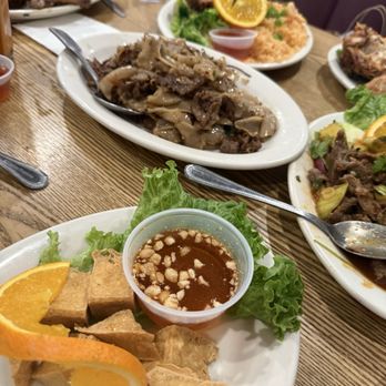 Thai Original BBQ - Crispy tofu, pad see ew, S1 bbq chicken, S2 bbq pork ribs - Thai Near Me - Cerritos, California