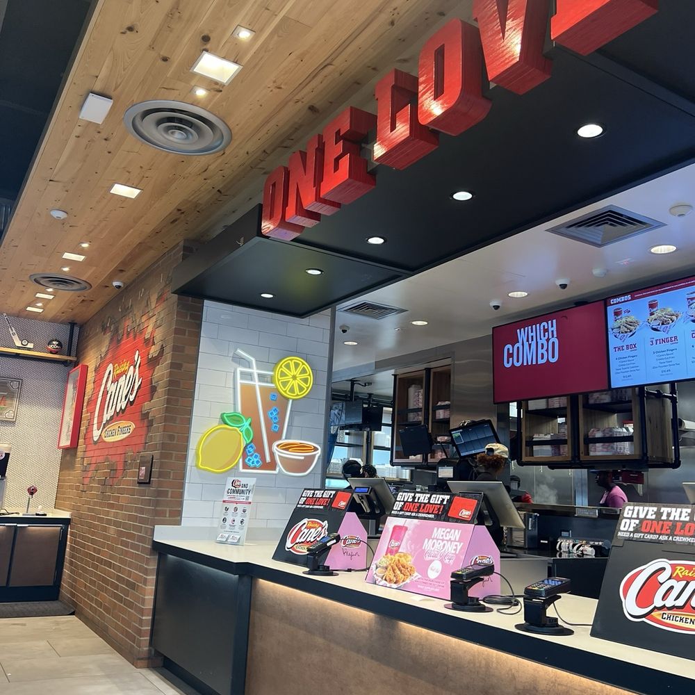 Raising Cane's Chicken Fingers - Fast Food Near Me - Wethersfield, Connecticut Raising Cane's Chicken Fingers - Fast Food Near Me - Wethersfield, Connecticut