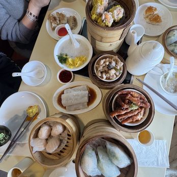 MingHin Cuisine - Seafood Near Me - Chicago, Illinois MingHin Cuisine - Seafood Near Me - Chicago, Illinois