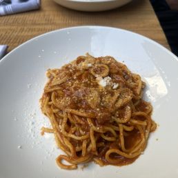 Amatriciana Tor Crema di Parmigiano** Amatriciana Tor Crema di Parmigiano**
