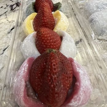 Mitsuwa Marketplace - Fresh Mochi - International Grocery Near Me - San Jose, California Mitsuwa Marketplace - Fresh Mochi - International Grocery Near Me - San Jose, California