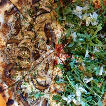 Leaning Tower - Amazing half mushroom special half arugula special. - Pizza Near Me - Oakland, California