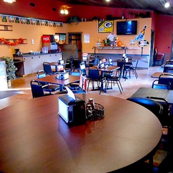 Stone Oven Pizzeria - Dinning area. - Pizza Near Me - Cameron, Wisconsin Stone Oven Pizzeria - Dinning area. - Pizza Near Me - Cameron, Wisconsin