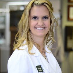 Cosmetic Smiles - Houston, TX Dentist, Dr. Leticia F. Perezous