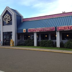 Apple Peddler Restaurant - Every AP Restaurant that sI have visited has the same design.