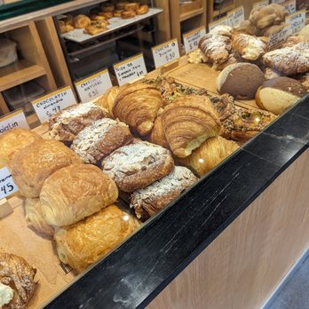 Emmer Panaderia - Amazing pastries - Coffee & Tea Near Me - México, D.F., DIF Emmer Panaderia - Amazing pastries - Coffee & Tea Near Me - México, D.F., DIF