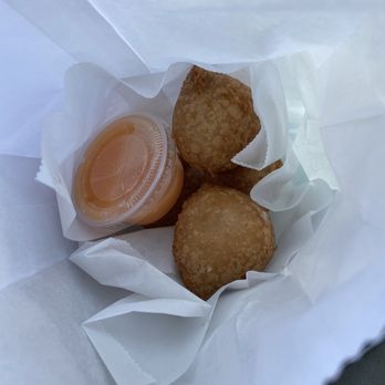 Dee's Poi Mochi - Poi mochi w/ POG sauce - Hawaiian Near Me - Kahului, Hawaii Dee's Poi Mochi - Poi mochi w/ POG sauce - Hawaiian Near Me - Kahului, Hawaii