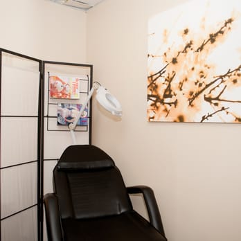 Salon Kroma - Hair Salons Near Me - Cary, North Carolina