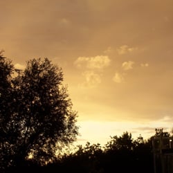 Der Himmel über Nordrhein-Westfalen - Der Himmel über Nordrhein-Westfalen: Güldener gehts nicht