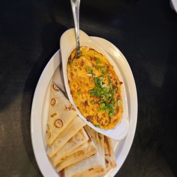 Nantucket Grill - Durham - Crab dip and pita bread - American Near Me - Durham, North Carolina Nantucket Grill - Durham - Crab dip and pita bread - American Near Me - Durham, North Carolina