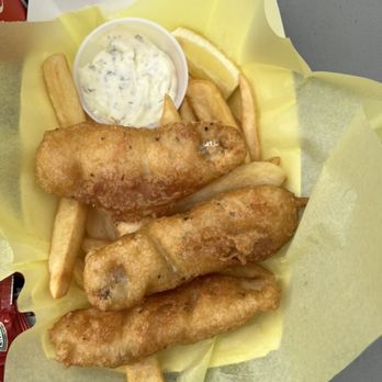 The Cookshak - 3 piece fish & chips: hand battered cod in tempura batter with steak fries = $15 - Barbeque Near Me - Big Bear Lake, California The Cookshak - 3 piece fish & chips: hand battered cod in tempura batter with steak fries = $15 - Barbeque Near Me - Big Bear Lake, California