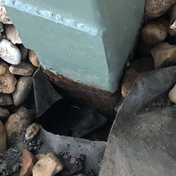 Pacesetter Homes - Over one year after closing and the carport is still not stable and the steel is not properly protected for exterior conditions. - Home Developers Near Me - Pflugerville, Texas