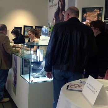 Modern Eyes Gallery & Gift - We are St Albert's authorized PANDORA Jewellery retailer. - Art Galleries Near Me - St Albert, Alberta Modern Eyes Gallery & Gift - We are St Albert's authorized PANDORA Jewellery retailer. - Art Galleries Near Me - St Albert, Alberta