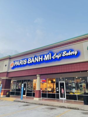 Paris Banh Mi Pho Pearland by null