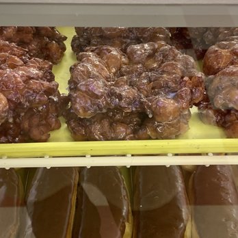 Donut Palace - Apple fritters and chocolate bars - Donuts Near Me - Pratt, Kansas