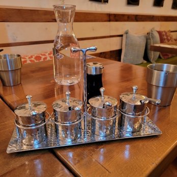 S T Noodle Bar - Thai Near Me - Long Beach, California