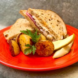 Casa De Flores - Reuben Sandwich