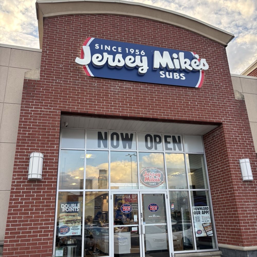 Jersey Mike's Subs - Outside - Sandwiches Near Me - Woodbridge, Ontario
