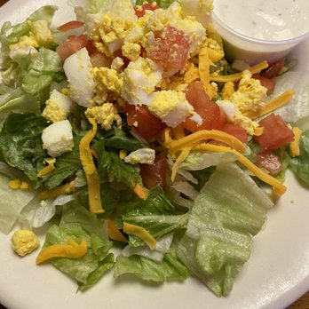 Texas Roadhouse - House salad - Steakhouses Near Me - Poughkeepsie, New York
