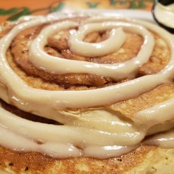 Patty's Place - Cinnamon bun pancake