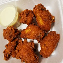 M & S Pizza II - Crispy Breaded Buffalo Wings w Blue Cheese!! Hellz Yeah!!