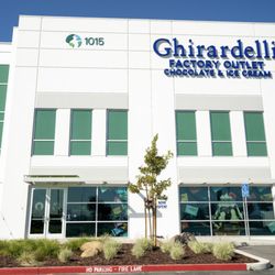 Ghirardelli Ice Cream & Chocolate Factory Outlet