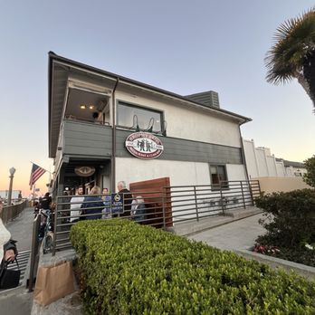 Brophy Bros - outside view of restaurant - Seafood Near Me - Santa Barbara, California Brophy Bros - outside view of restaurant - Seafood Near Me - Santa Barbara, California