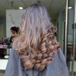 Vicente de Arcas - Fantásticas mechas en degradado con peinado con ondas bajas. Chulísimo :)