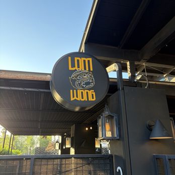 Lom Wong - LOM WONG! - Thai Near Me - Phoenix, Arizona