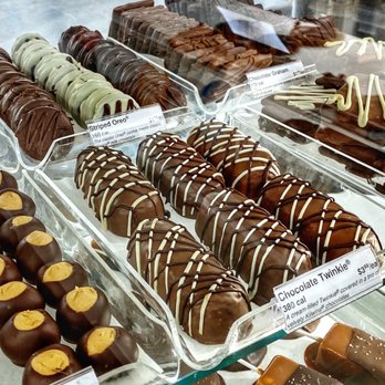 Kilwins Ice Cream - Chocolate - Fudge - Ice Cream & Frozen Yogurt Near Me - Naperville, Illinois