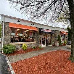Dunkin' - Decent Dunkin' Donuts store with their own parking lot in back