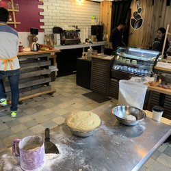 Baking class in the cafe!