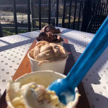 Blue Cow Ice Cream - Icecream flight - Ice Cream & Frozen Yogurt Near Me - Roanoke, Virginia