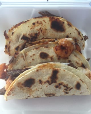 Mariscos Tocho temp closed by null