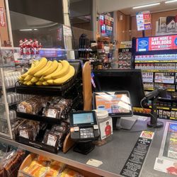 7-Eleven - register