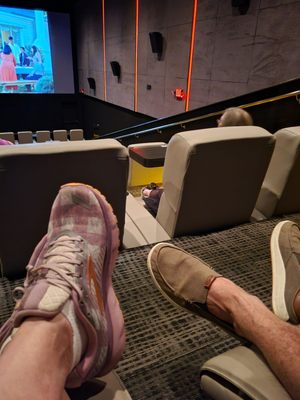 Star Cinema Grill by null