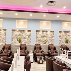 Avenue Nail Spa Davie