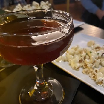 Doar Bros. - Bone marrow Manhattan and popcorn - Cocktail Bars Near Me - Charleston, South Carolina Doar Bros. - Bone marrow Manhattan and popcorn - Cocktail Bars Near Me - Charleston, South Carolina