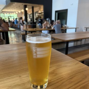 St Elmo Brewing - Vaya - Breweries Near Me - Austin, Texas