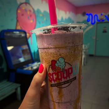 Scoop LV - Ube milkshake with caramel and Oreo - Bubble Tea Near Me - Las Vegas, Nevada Scoop LV - Ube milkshake with caramel and Oreo - Bubble Tea Near Me - Las Vegas, Nevada