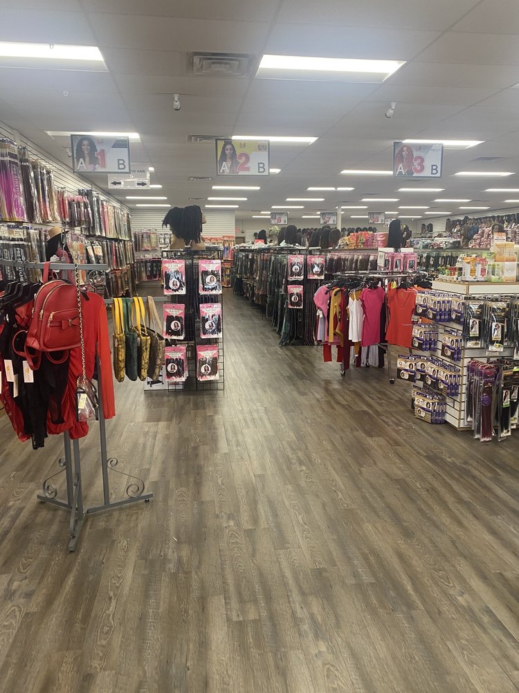 ROYALTY HAIR Updated September 2024 119 SE Broad St, Murfreesboro